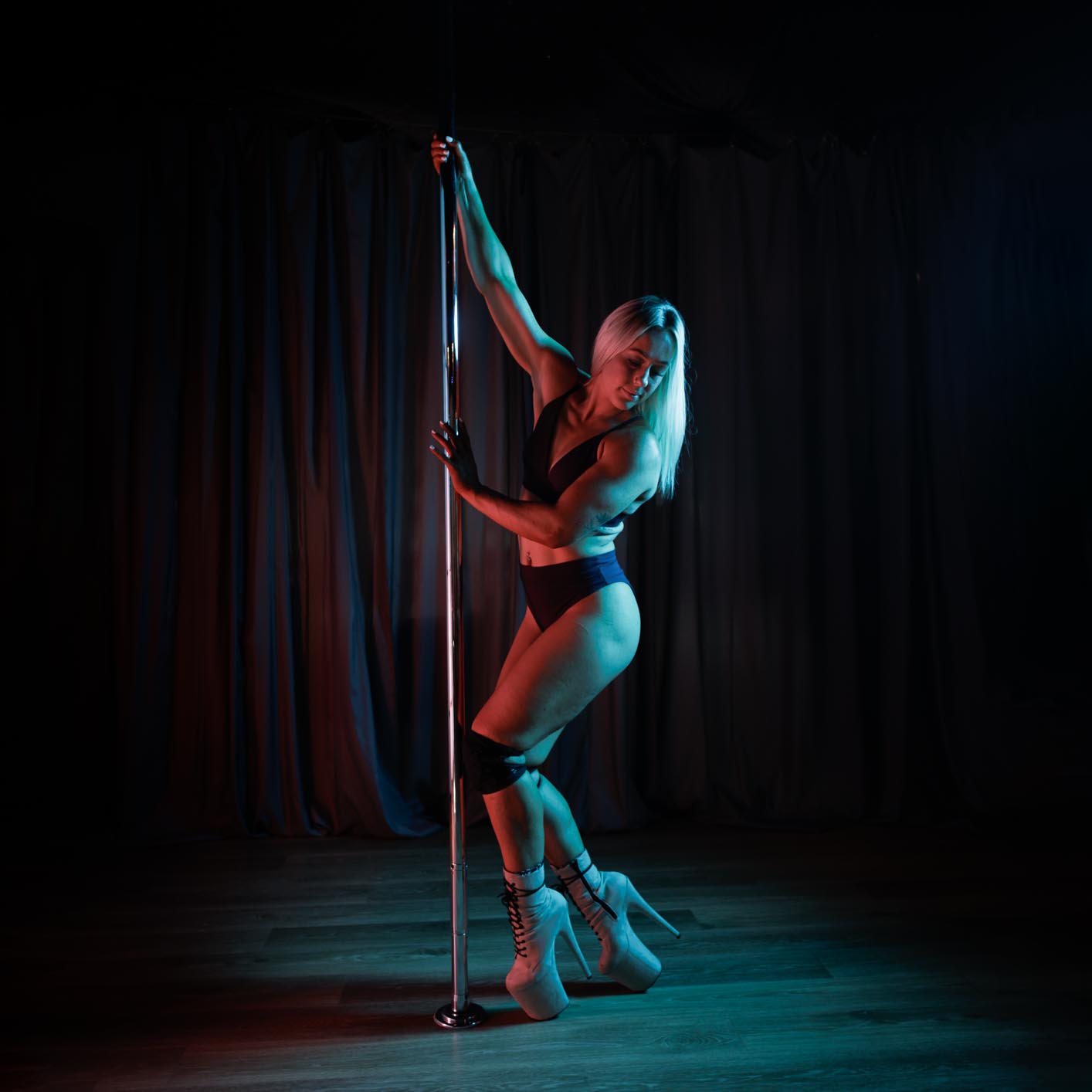 Pole and aerial arts photo by Logan - IMG_0330-Edit